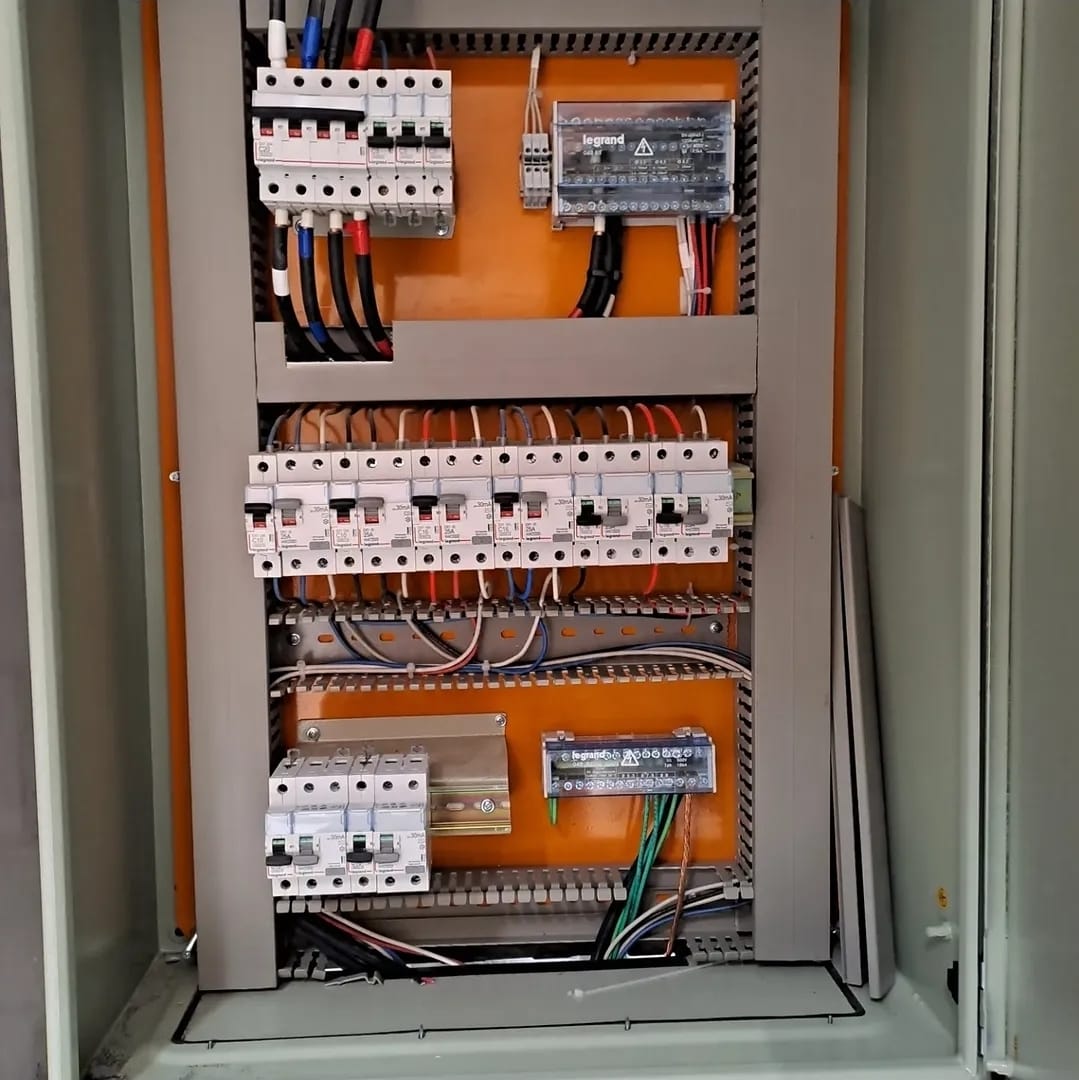 Proyecto LaraVolt